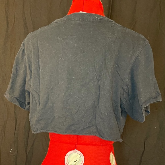 Cropped Shirt - Picture 2 of 2